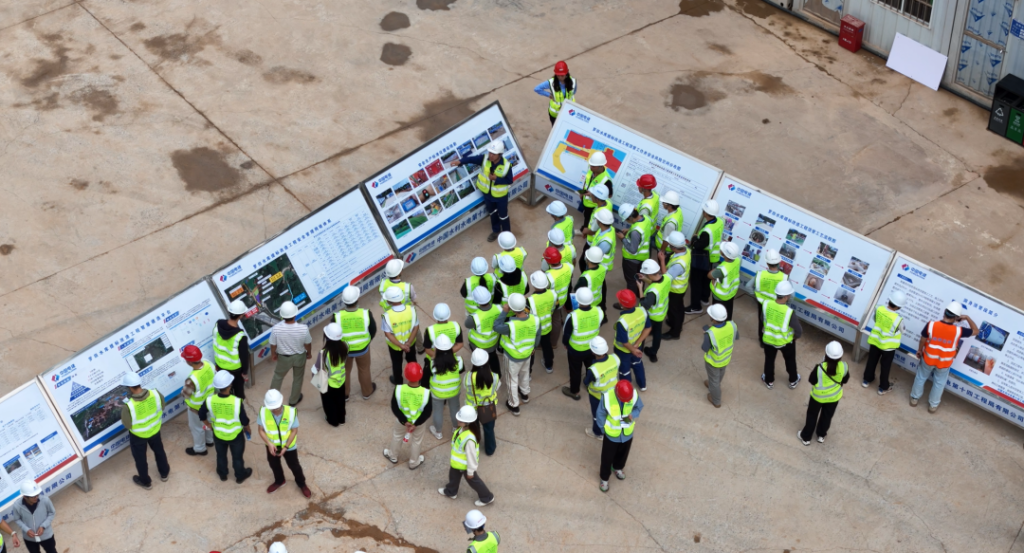 e1f23cadcc4746705036ab795acb54cd